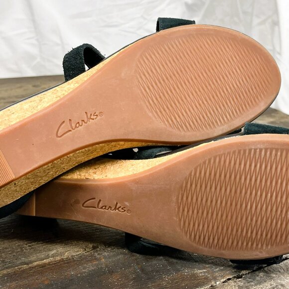 CLARKS Gladiator Black Strappy Sandal Wedge Women's 12 Heel Suede Fringe Abigail - Picture 5 of 7